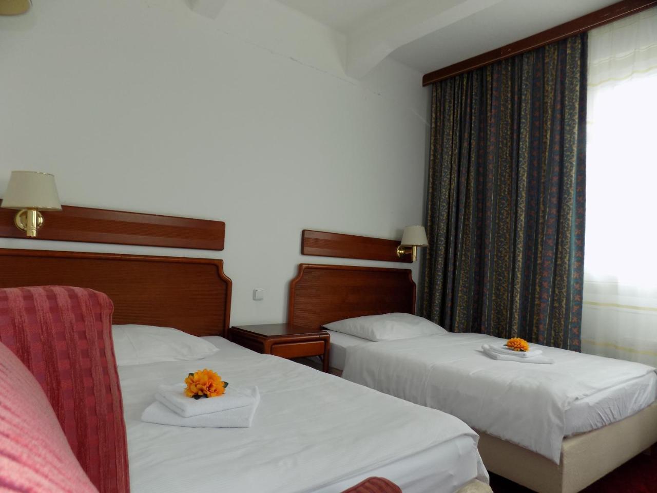 Hotel S-centrum 4*